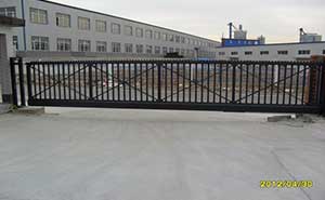 長(zhǎng)春市真子食品有限公司智能無(wú)軌懸浮門(mén)工程案例 - 中出網(wǎng)-智能出入口與停車(chē)充電門(mén)戶(hù)