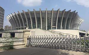 浙江工商大學(xué)智能安全伸縮平移門工程案例 - 中出網(wǎng)-智能出入口與停車充電門戶