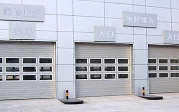 帶可視窗車庫門