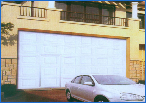 電動(dòng)車(chē)庫(kù)門(mén)