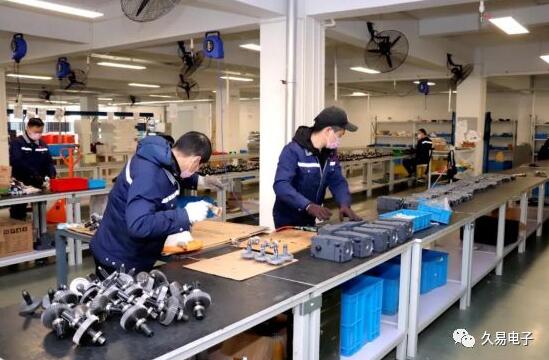 嘉興市委副書記王濤一行來久易電子調(diào)研指導(dǎo)