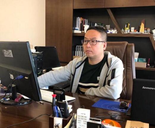 久易科技副總經(jīng)理毛小明同志榮獲“桐鄉(xiāng)工匠”稱號(hào)