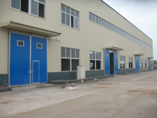 南陽一通防爆電器工業(yè)門實例 - 中出網(wǎng)-智能出入口與停車充電門戶