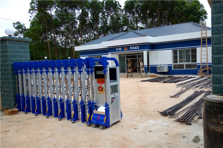 廣西高鐵派出所電動(dòng)伸縮門(mén)案例 - 中出網(wǎng)-智能出入口與停車(chē)充電門(mén)戶(hù)