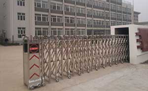 武裝部伸縮門(mén)案例 - 中出網(wǎng)-智能出入口與停車充電門(mén)戶