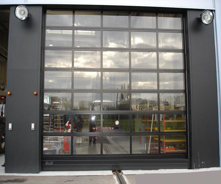 鋁合金工業(yè)提升門