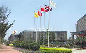 常州萊蒙城大酒店旗桿案例 - 中出網(wǎng)-智能出入口與停車充電門戶