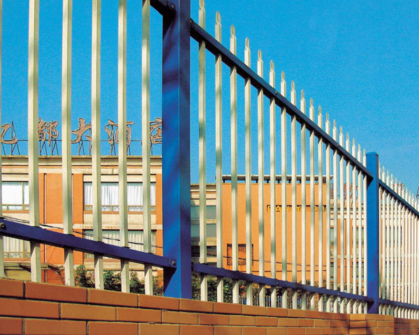 C-G2鋅鋼護(hù)欄