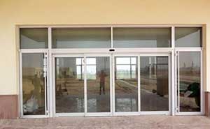 河口油區(qū)辦自動門案例 - 中出網(wǎng)-智能出入口與停車充電門戶