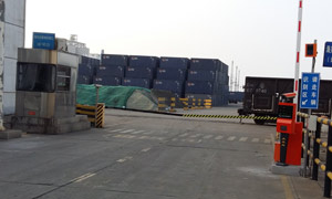 連云港港口集團儲運公司停車場系統(tǒng)案例 - 中出網(wǎng)-智能出入口與停車充電門戶