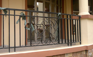 韶關(guān)丹霞山1號(hào)護(hù)欄案例 - 中出網(wǎng)-智能出入口與停車充電門戶