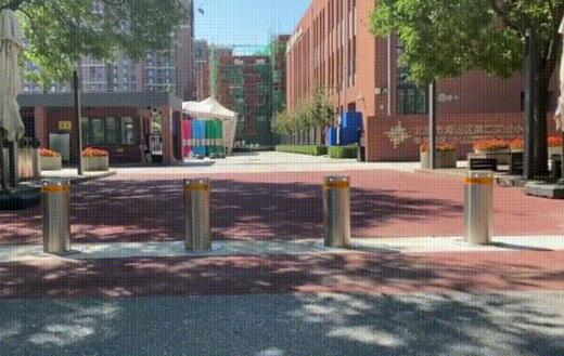 卓奧世鵬海淀第二實(shí)驗(yàn)小學(xué)升降柱項(xiàng)目成功交付！