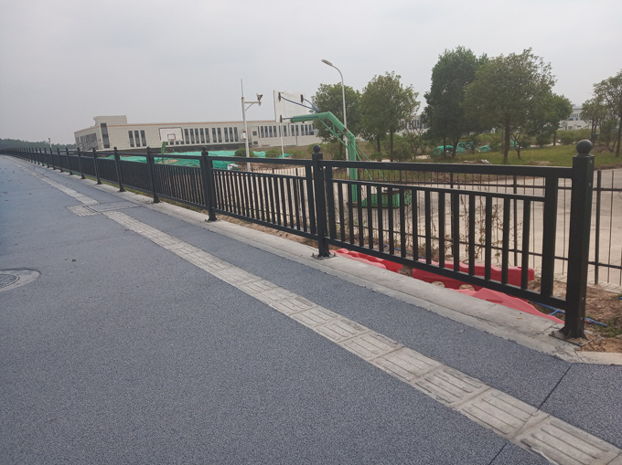 其他 - 圍欄  隔離柵