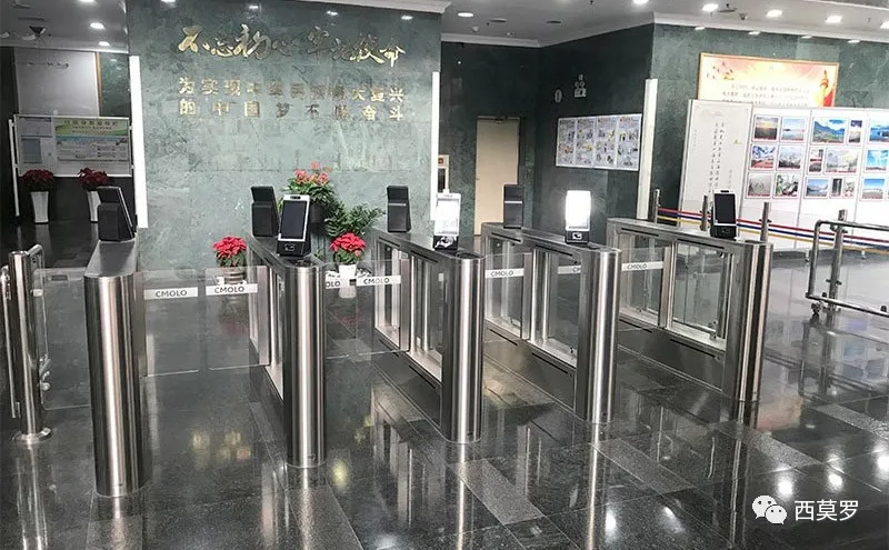 廣東交通大廈-人臉識(shí)別擺閘