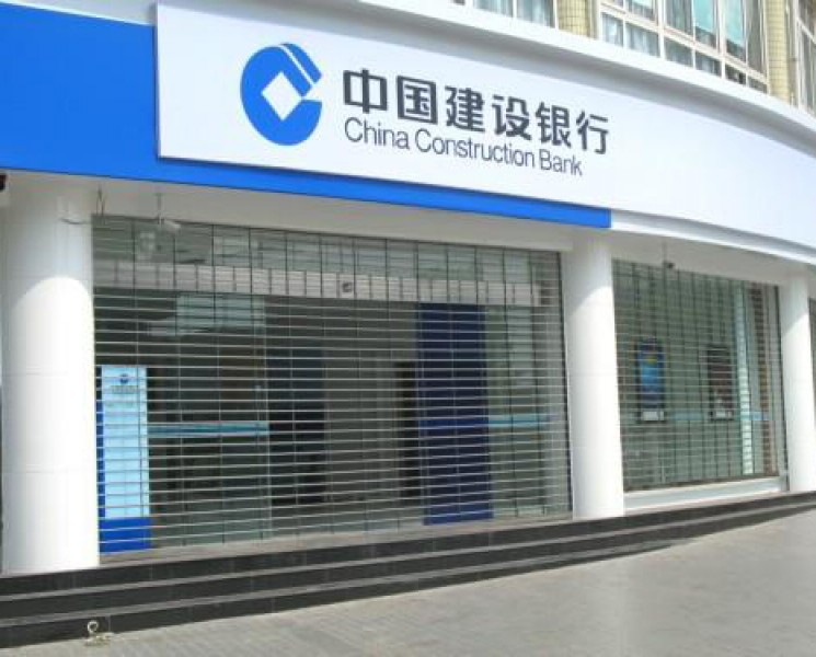 電動(dòng)不銹鋼通花卷閘門