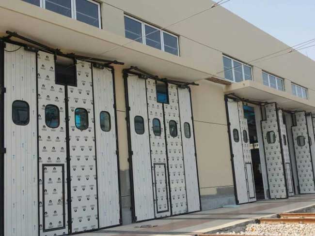 大連地鐵工業(yè)門案例 - 中出網(wǎng)-智能出入口與停車充電門戶