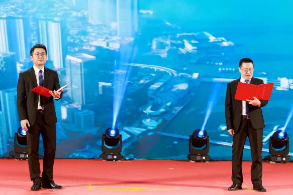 朗誦《騰飛吧廈門(mén)，騰飛吧狄耐克》