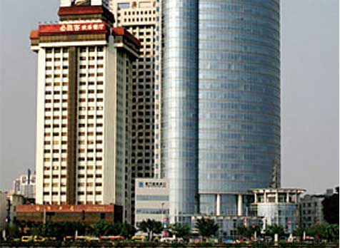 福建廈門國際銀行大廈停車場系統(tǒng)案例 - 中出網(wǎng)-智能出入口與停車充電門戶