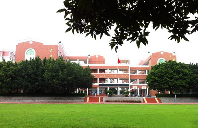 福建廈門前埔南區(qū)小學停車場系統(tǒng)案例 - 中出網(wǎng)-智能出入口與停車充電門戶