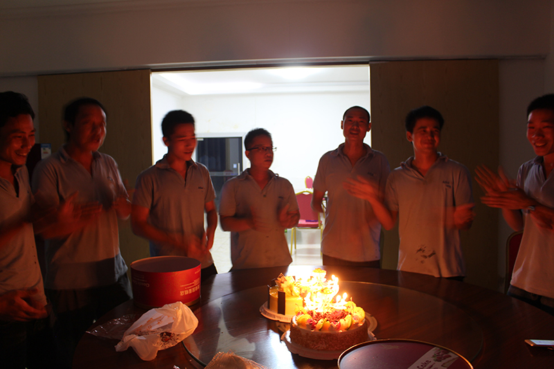 其樂融融，安快員工開心過生日！