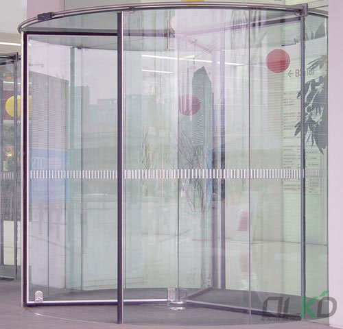 水晶旋轉(zhuǎn)門(mén)