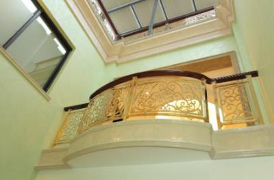 精雕銅/鋁樓梯屏風(fēng)285