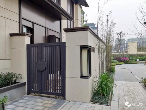 龍湖?長灘原麓新中式合院門