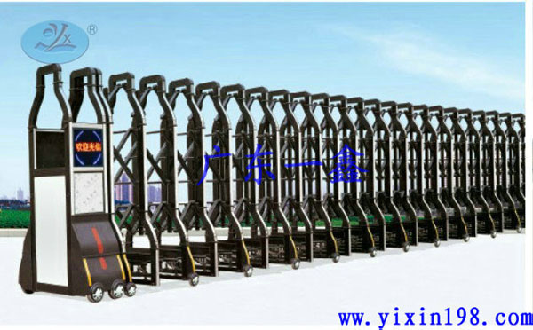 電動伸縮門 - 電動伸縮門