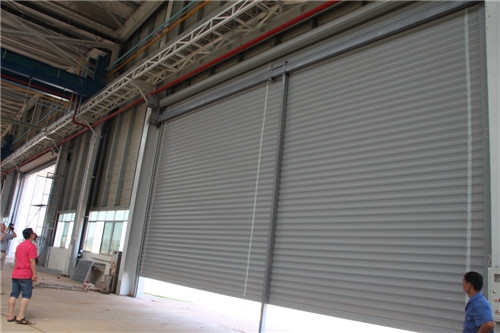 抗風(fēng)卷簾門