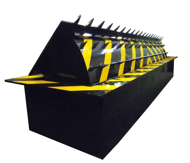 路障機 - 路障機110-帶矛尖