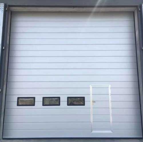 工業(yè)車庫(kù)門