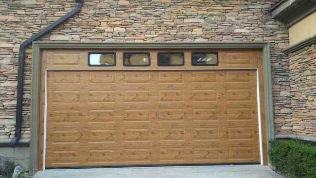 別墅車(chē)庫(kù)門(mén)