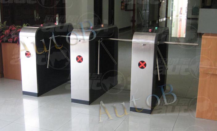 熱烈祝賀廣州出安智能通道閘進駐廣東培正學(xué)院