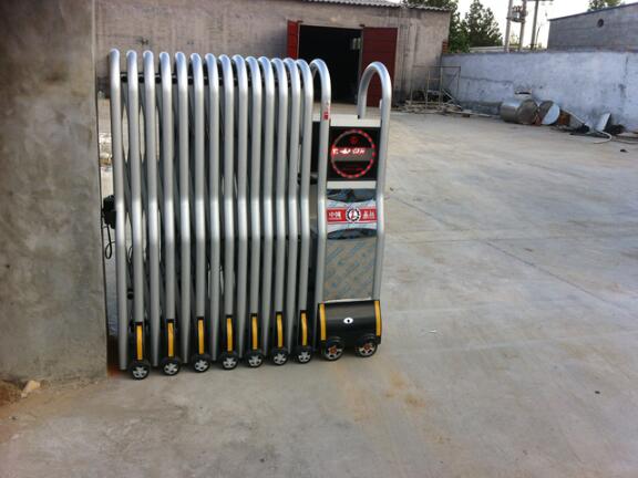 石家莊出安智能伸縮門在石家莊凱美奇洗滌用品有限公司的風采展示