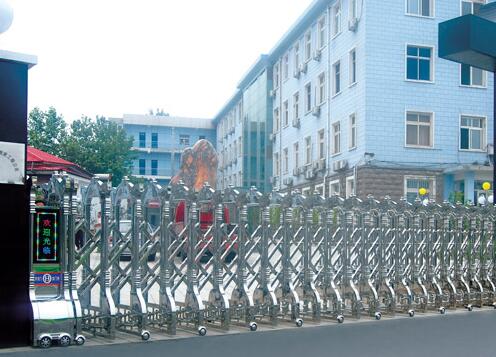 熱烈祝賀石家莊出安智能伸縮門進駐石家莊鐵道大學