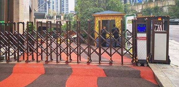 石家莊出安智能伸縮門(mén)成為石家莊天林石無(wú)二電子有限公司的守門(mén)神