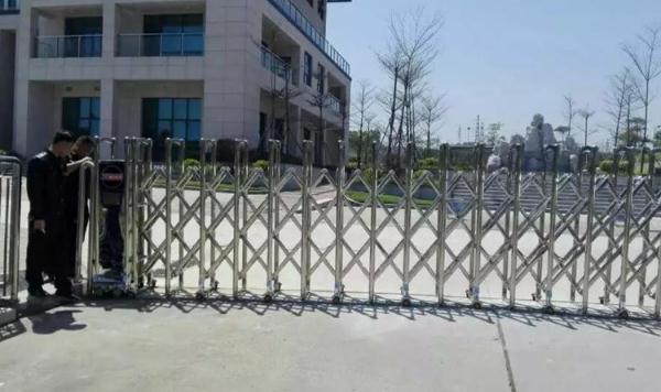 杭州出安智能伸縮門(mén)成功落地隨塘