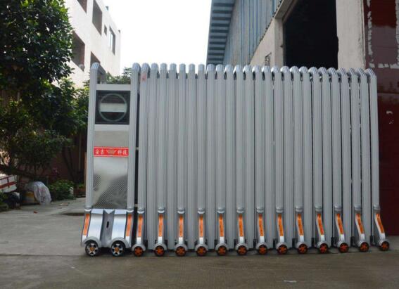 杭州出安智能伸縮門安裝在杭州市西湖區(qū)科技職業(yè)學(xué)校