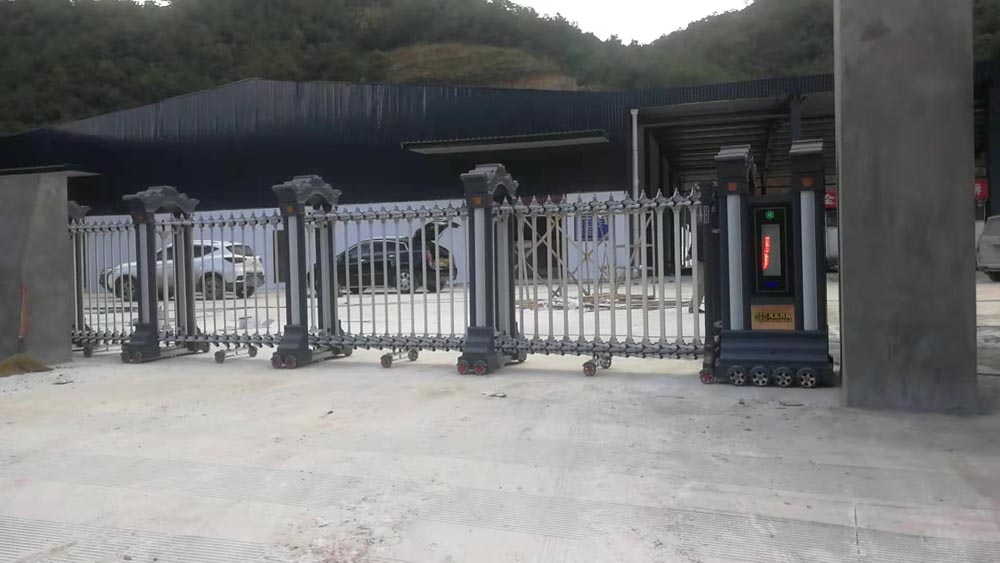 魚躍龍門工程案例 - 中出網(wǎng)-智能出入口與停車充電門戶