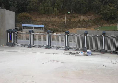 魚躍龍門工程案例 - 中出網(wǎng)-智能出入口與停車充電門戶