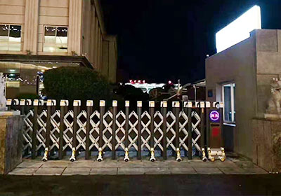 悅動工程案例 - 中出網-智能出入口與停車充電門戶