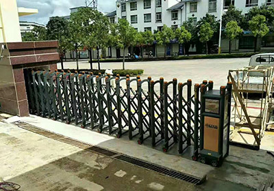 變形金剛系列案例 - 中出網(wǎng)-智能出入口與停車充電門戶