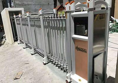 變形金剛系列案例 - 中出網-智能出入口與停車充電門戶