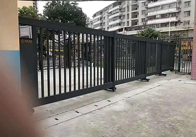 段滑門系列工程案例 - 中出網(wǎng)-智能出入口與停車充電門戶