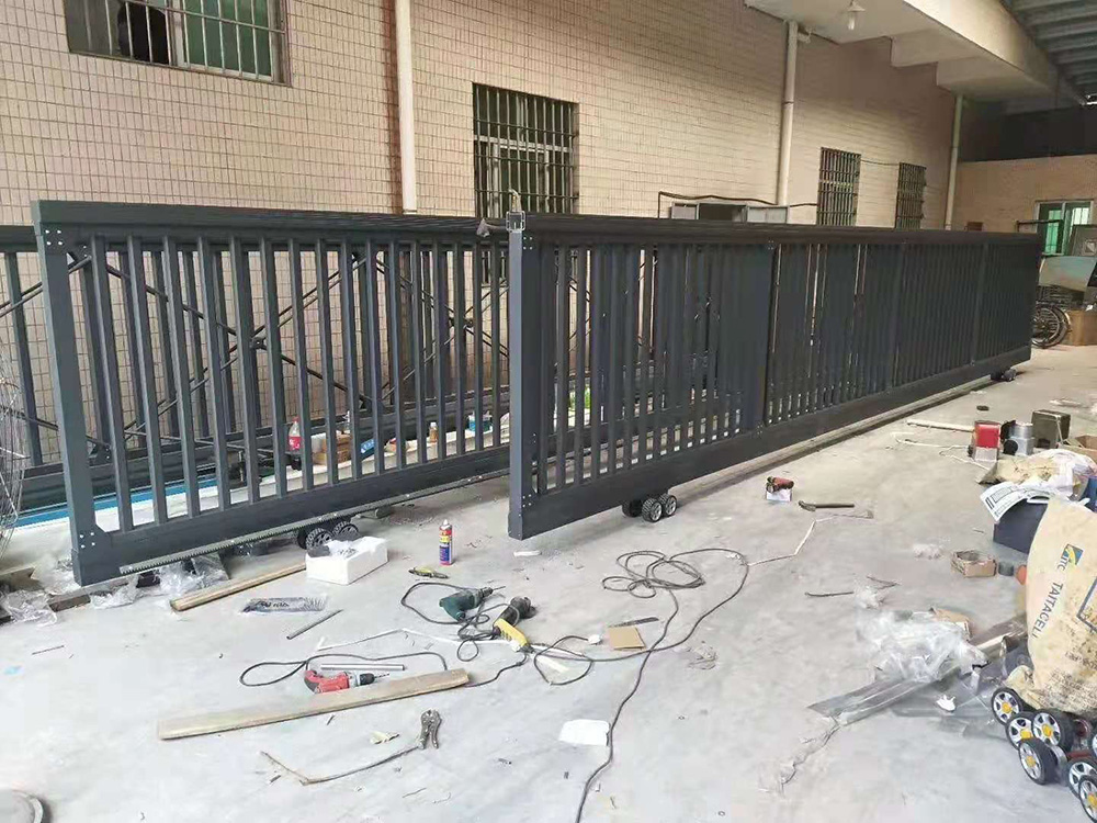 懸浮門系列工程案例 - 中出網(wǎng)-智能出入口與停車充電門戶