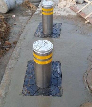 成都出安智能升降柱成功落地成都市自來水有限責(zé)任公司