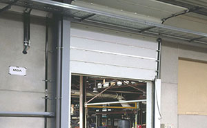 工業(yè)提升門 - 工業(yè)提升門