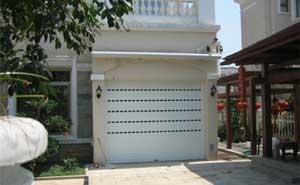 長沙威尼斯城車庫卷簾門案例 - 中出網(wǎng)-智能出入口與停車充電門戶