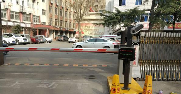 蚌埠天一電子科技有限公司電動伸縮門案例 - 中出網(wǎng)-智能出入口與停車充電門戶