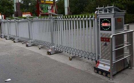 寧波出安智能為寧波市商貿(mào)集團(tuán)有限公司添上電動(dòng)伸縮門